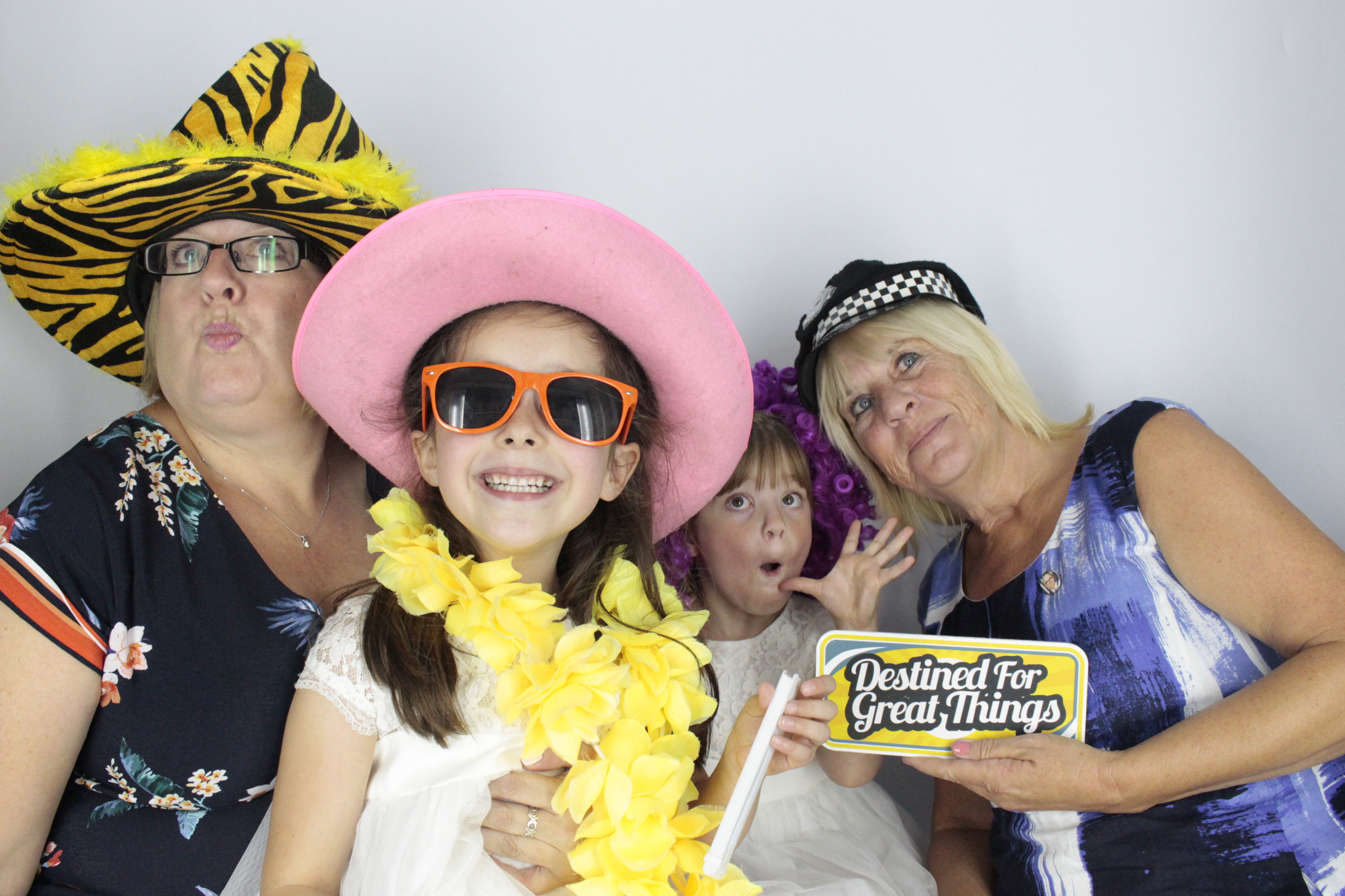  Heather & Daniel's Wedding | View more photos from the event at gallery.myphotoboothexperience.co.uk/u/MyPhotoBoothExperienceLtd/Heather-Daniels-Wedding